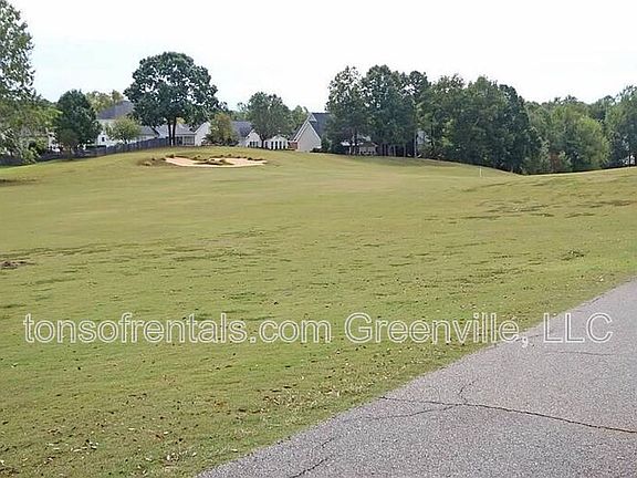 3rd image of 805 Stallings Rd Unit 109