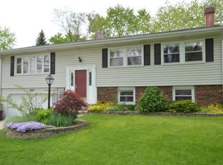 502 Weidner Rd, Buffalo Grove, IL 60089