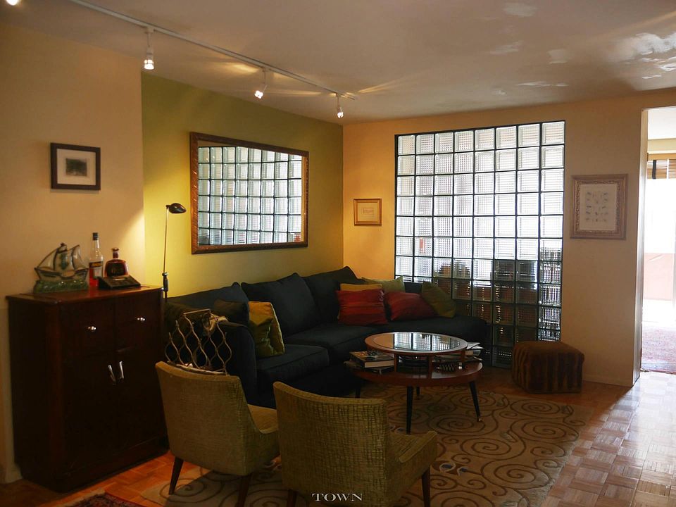 1st image of 160 3rd Ave #11F