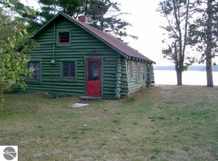 9468 Kerby Ln, Mancelona, MI 49659