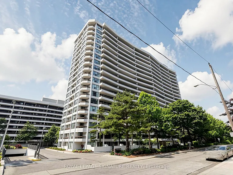 100 Quebec Ave #1505 — Photo 3
