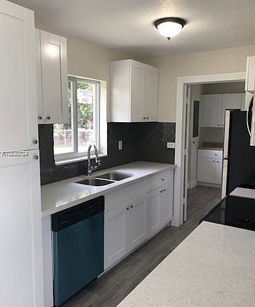 3rd image of 17200 NW 10th Ct