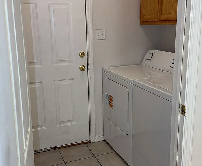 812 S Elgin Ave #4 — Photo 2