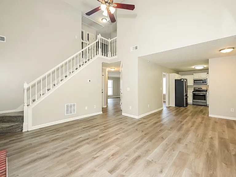 2092 Wedgewood Dr — Photo 5
