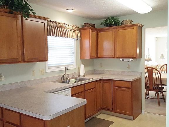 2nd image of 233 Westminster Way