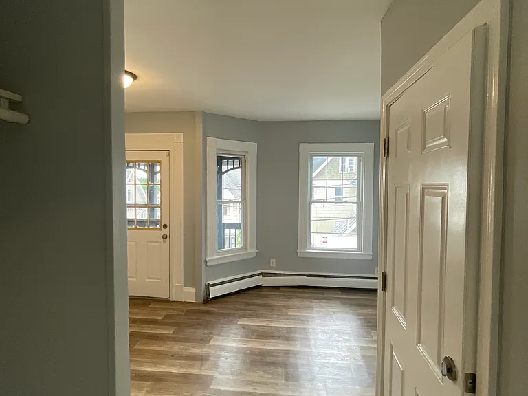 93 Fairview St #2 — Photo 6