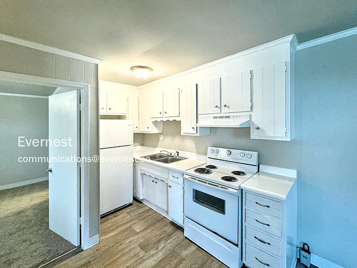 2572 Alcott Rd #A — Photo 5