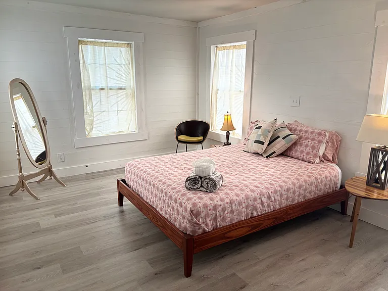 400 Oak St — Photo 13