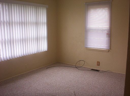 5th image of 2055 E Scottwood Ave