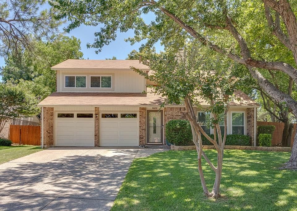 1st image of 602 Heather Wood Dr