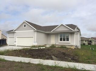 1108 NW Boulder Point Pl, Ankeny, IA 50023