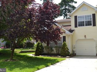 110 Stoneham Dr, Glassboro, NJ 08028