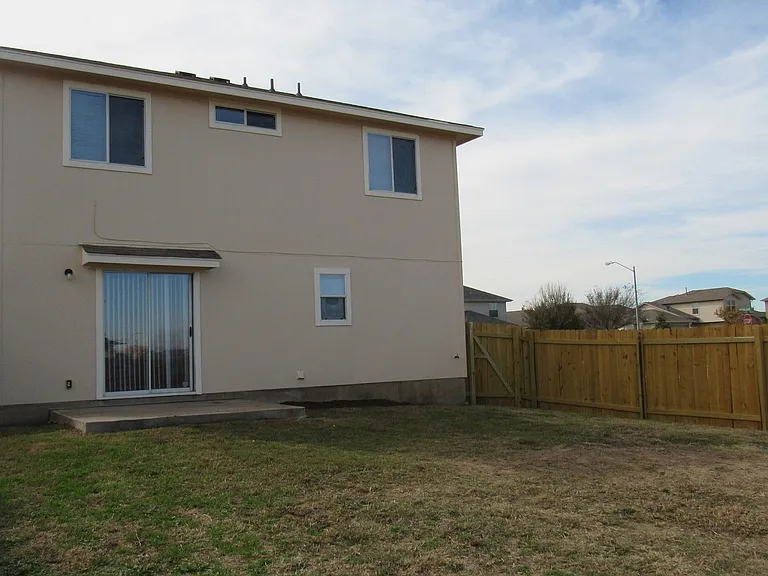 12318 Jamie Dr — Photo 3