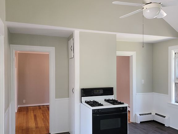 2nd image of 136 Railroad St Floor 2