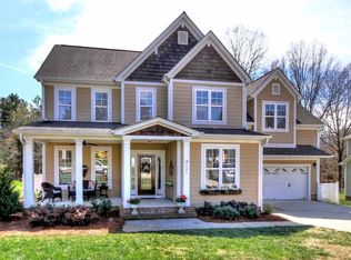 131 Hedgewood Dr, Mooresville, NC 28115