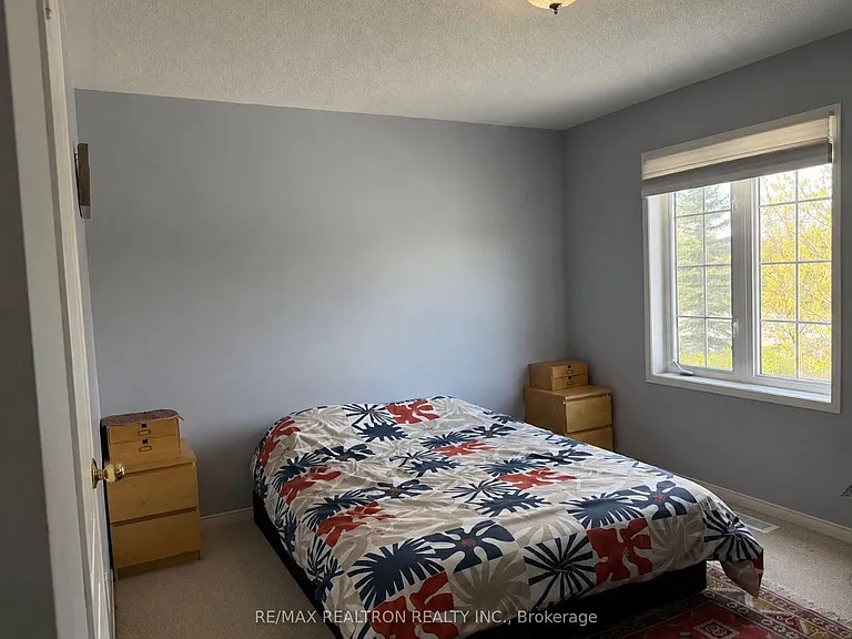 141 Gail Parks Cres — Photo 10