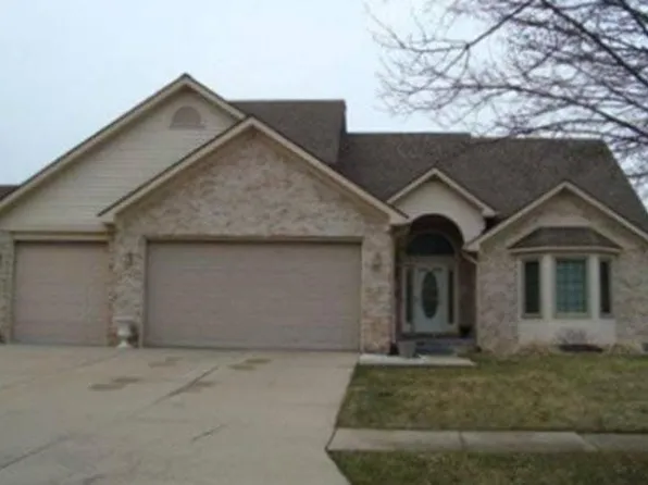 23628 Andrew Blvd, Brownstown, MI 48134