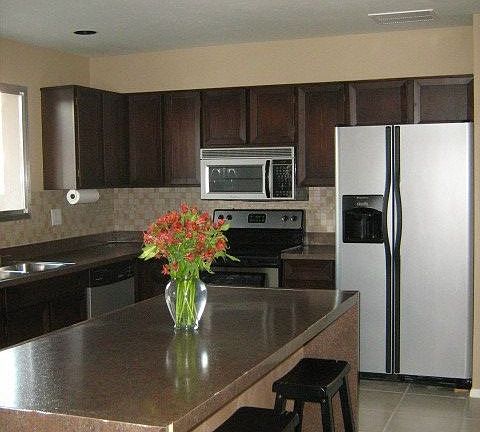 3rd image of 5144 W Virginia Ave