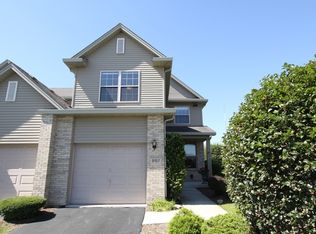 9157 Mansfield Dr, Tinley Park, IL 60487
