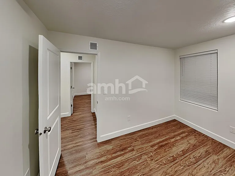 193 N Dry Creek Rd — Photo 23