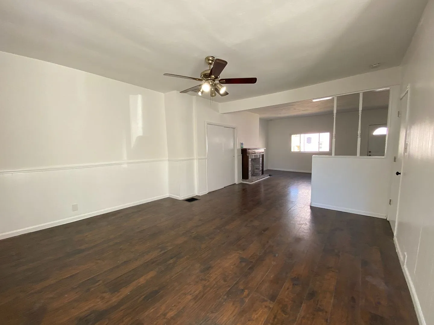 Newly Renovated 2 Bedroom In The Heart Of Bloomfield! — Photo 3