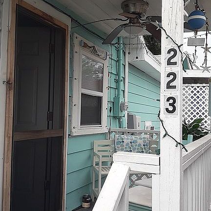 5th image of 223 S Washington Ave