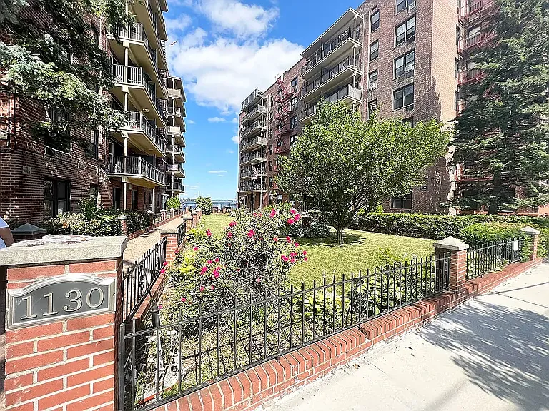 1130 Stadium Ave #1G — Photo 9