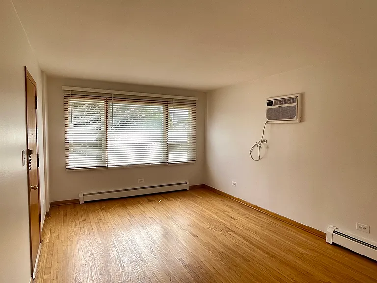 1225 Marengo Ave #2 — Photo 3