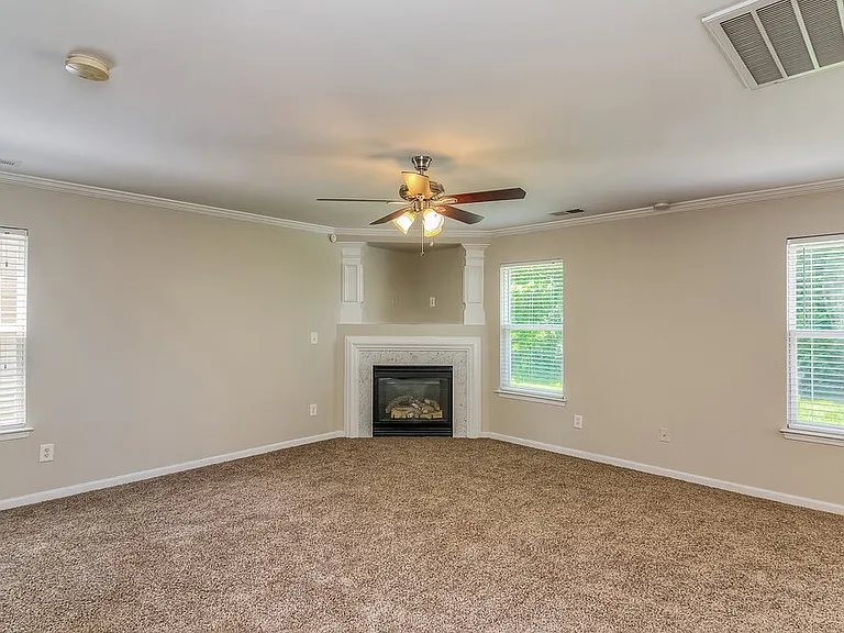 523 Mountain Quail Dr — Photo 2