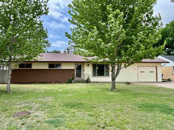 814 E Hancock St, McPherson, KS 67460