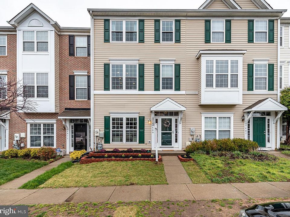 1st image of 2609 Brown Alder Ct