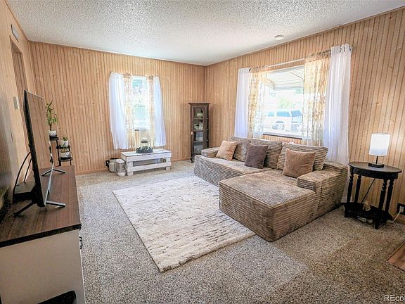 3rd image of 609 E Saint Elmo Avenue