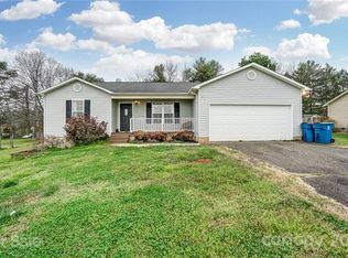 2022 Rocketts Way, Newton, NC 28658