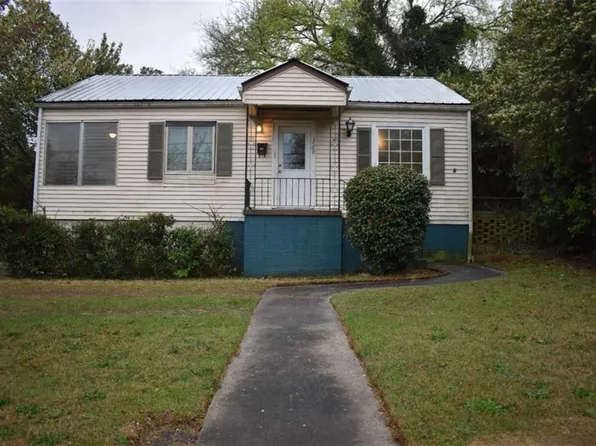 3560 McKenzie Dr, Macon, GA 31204