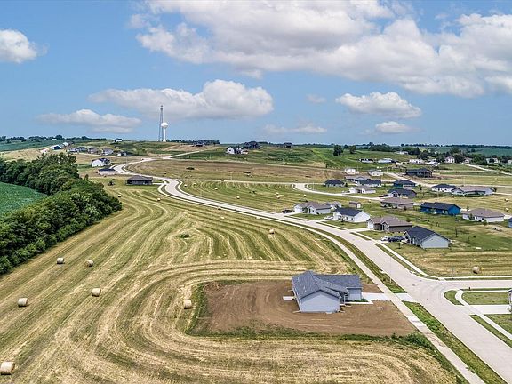 2nd image of 210 Harvest Hills Dr