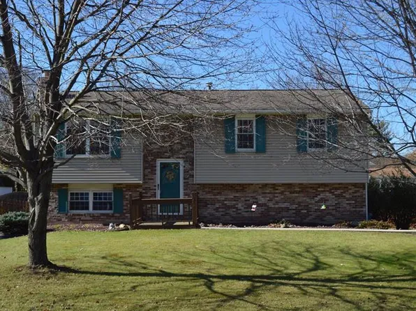 583 Joan St, Cranberry Township, PA 16066