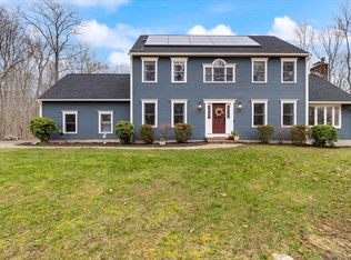 22 Nature Trl, Deep River, CT 06417