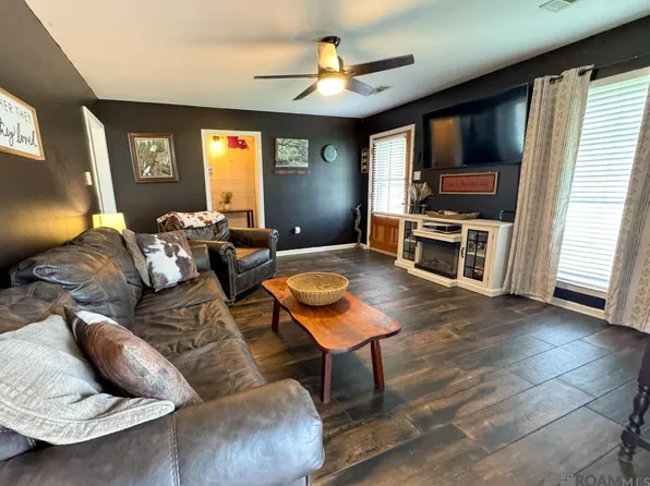 9164 Louis Ave, Denham Springs, LA 70706