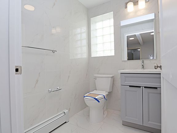 2nd image of 7163 161st St #2C