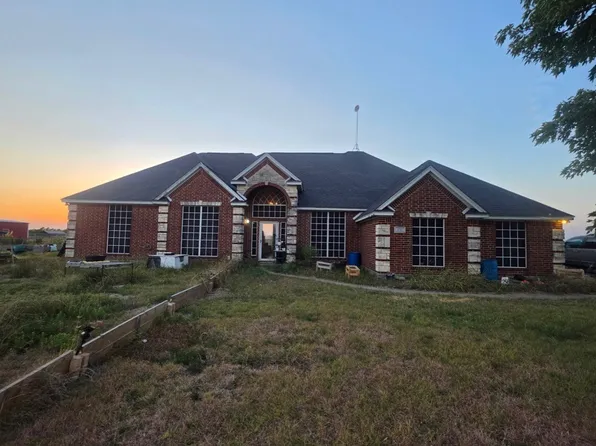 2727 W Ridgeview Cir, Kaufman, TX 75142