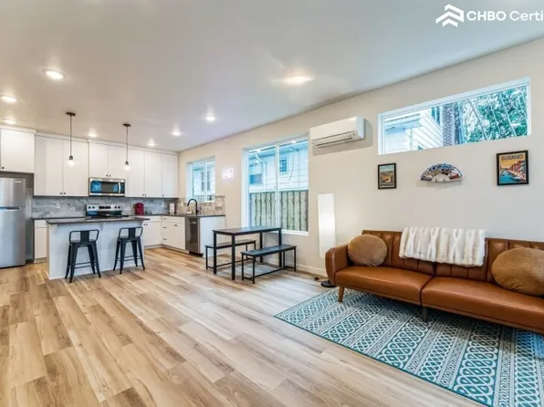 5284 SE 47th Ave Unit A, Portland, OR 97206