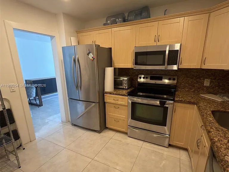 2851 NE 183rd St #212E — Photo 9