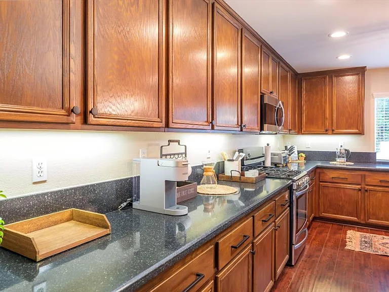 N Deer Springs Dr — Photo 10