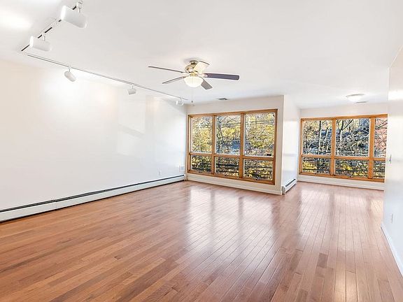 3rd image of 3307 Liberty Ave Floor 1