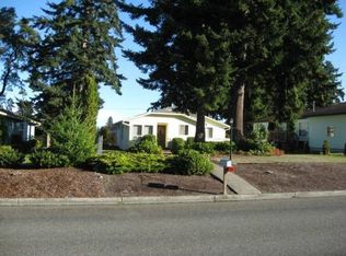 1327 W 12th St, Port Angeles, WA 98363