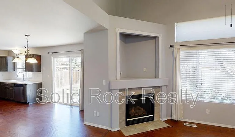 8175 Saint Helena Dr — Photo 7