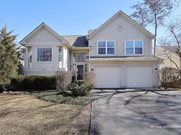 755 Darnell Ln, Gurnee, IL 60031