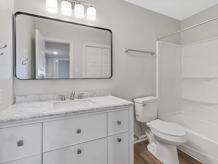 270 Bruce Cir — Photo 25