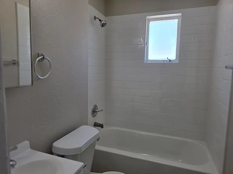 1547 W Byers Pl — Photo 15