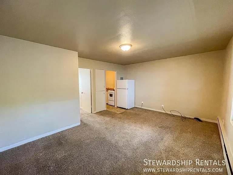 942 E 18th Ave #7 — Photo 4